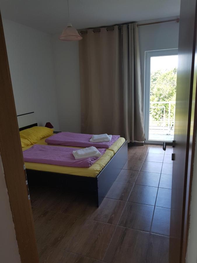 Apartman Meg Appartement Malinska Buitenkant foto